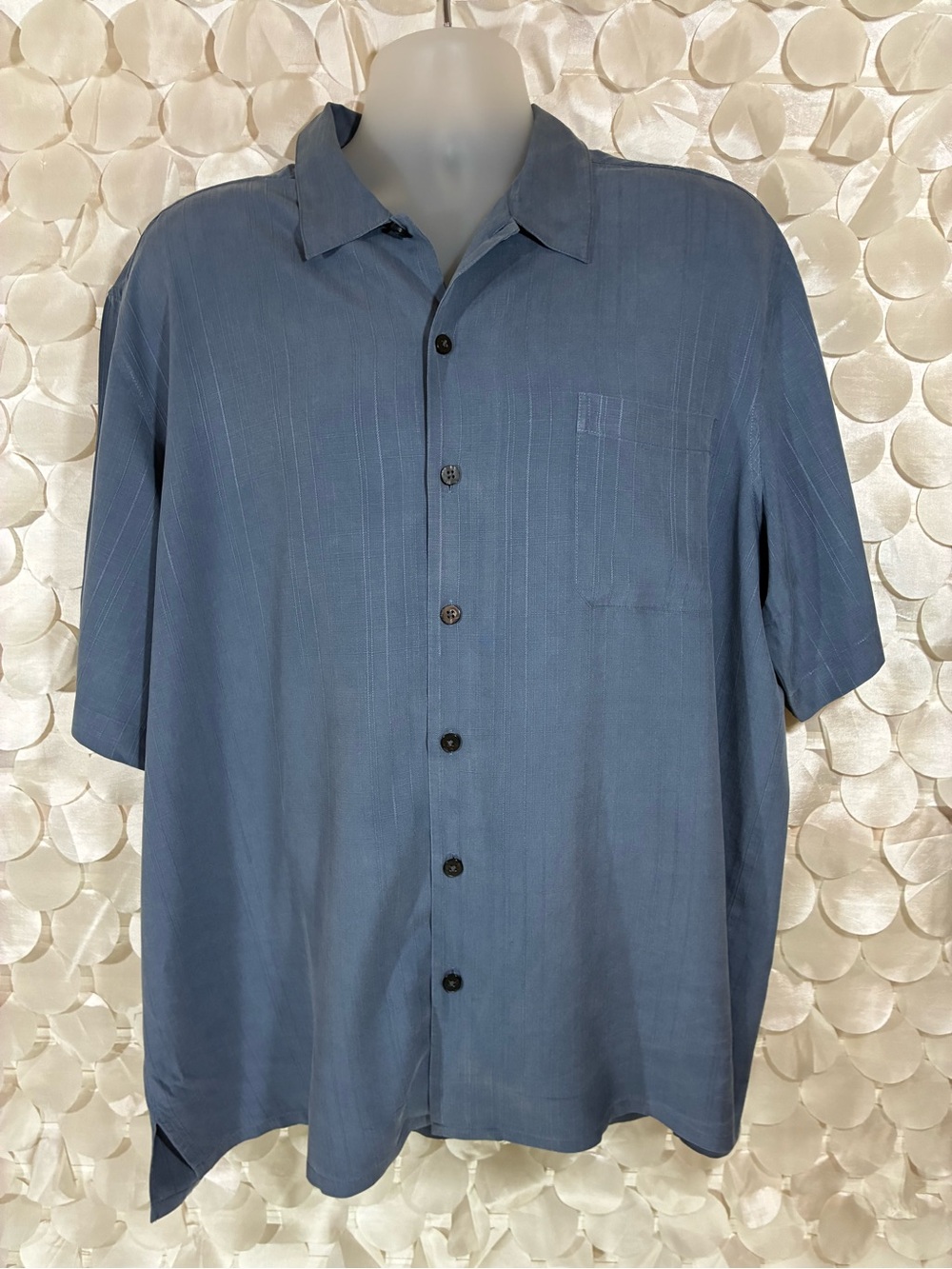 Men’s XL Short Sleeve Button-Down Beach Shirt